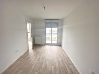  Appartement à louer 2 pièces 45 m²