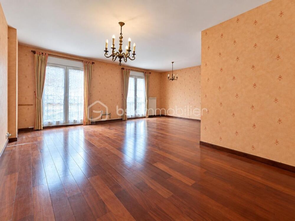 Vente Appartement Appartement 4 pièces 87 m² – Melun centre-ville – Garage et cave Melun