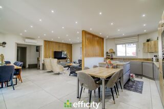  Villa à vendre 5 pièces 140 m²
