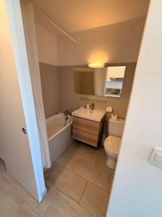  Appartement à louer 1 pièce 29 m²