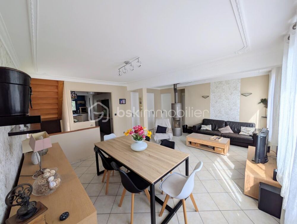 Vente Maison Maison familiale 5 chambres avec sous-sol total et terrain arboré sans vis-à-vis Champs sur marne