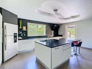  Maison à vendre 9 pièces 330 m²