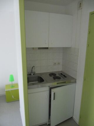  Appartement à louer 1 pièce 21 m²