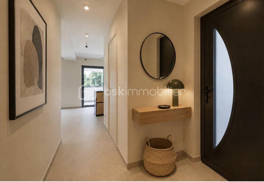 APPARTEMENT ANNECY LE VIEUX QUARTIER POMMARIES 108M2
