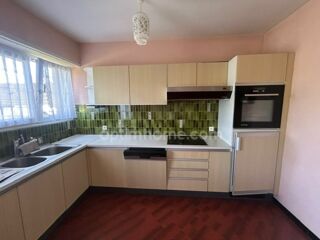  Maison  vendre 4 pices 214 m