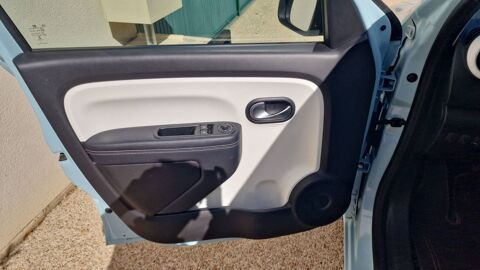 Twingo III 0.9 TCe 95 Intens - Entretien constructeur 2019 occasion 77144 Montevrain