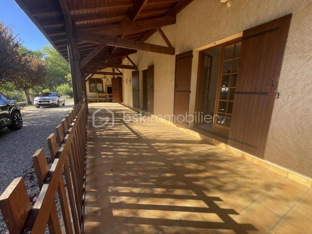 Vente Maison Belle maison de plain-pied de 113 m² avec dépendances et vue dégagée – Proche Bergerac (Mouleydier) Mouleydier