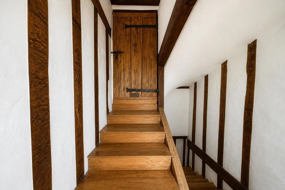 à vendre  Propriété/château Montainville (78124)