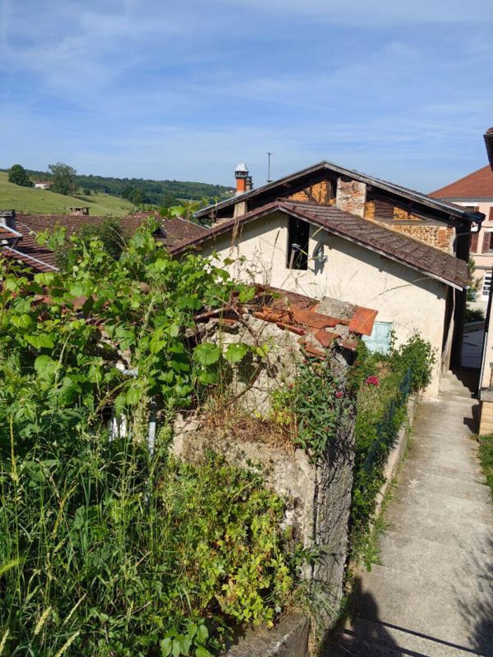 MAISON DE VILLAGE - roybon 128 000 E