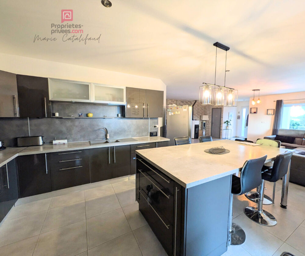 MAISON PLAIN-PIED 4 PIÈCES AVEC PISCINE ? TERRAIN 1500 M²
