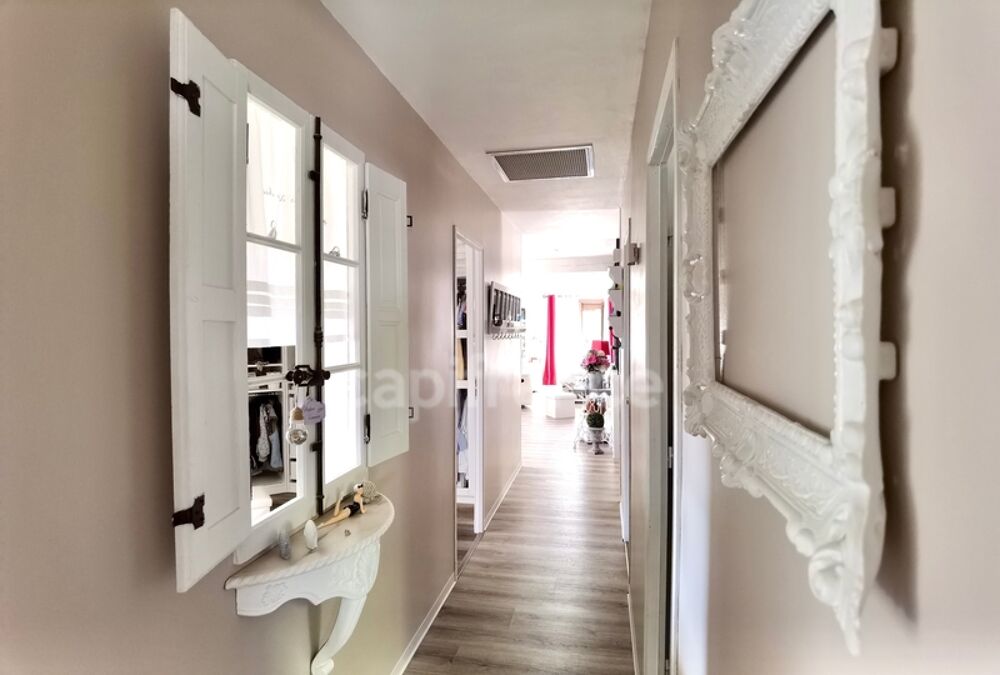 � vendre  Villa Uz�s (30700)