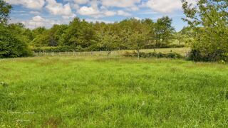  Terrain à vendre 713 m²