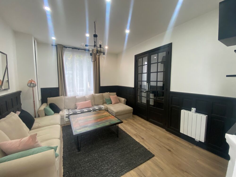 Maison à vendre 8 pièces MONTCEAU LES MINES (71)