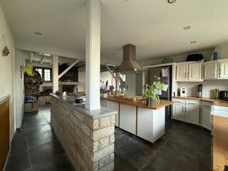  Maison  vendre 5 pices 204 m