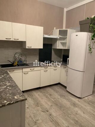  Immeuble � vendre 215 m�