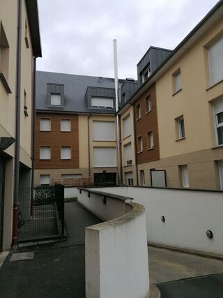  Appartement à louer 1 pièce 25 m²