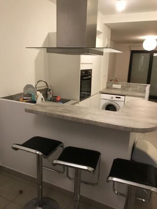  Appartement à louer 3 pièces 60 m²