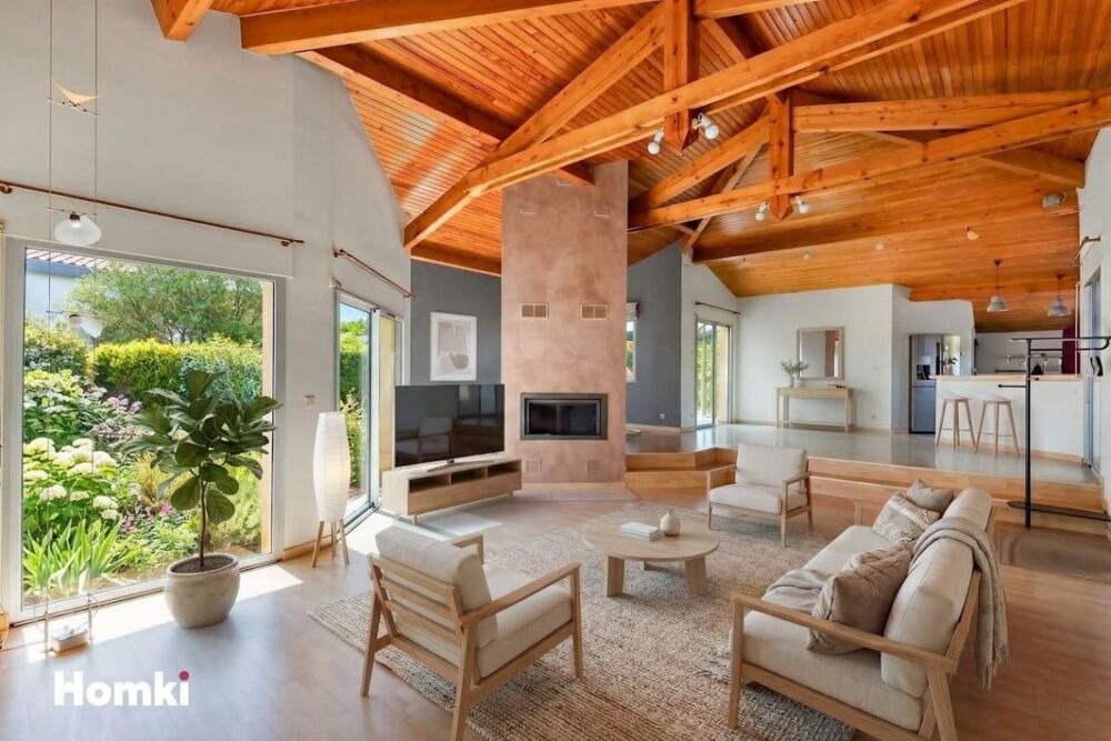 Vente Maison Maison d'architecte d'exception à Beaupuy – 207 m² sur parcelle de 1 906 m² Montrabe