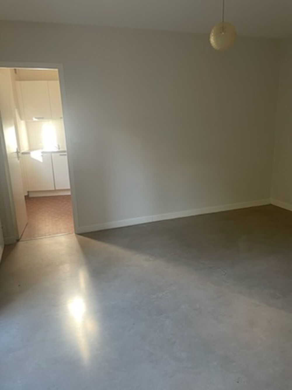 LOCATION T1 MARCILLAC SANS FRAIS D'AGENCE