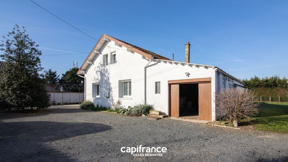Vente Maison Montceaux 01090 - Maison + Dépendance Surface Utile Totale : 267,64 m² Montceaux