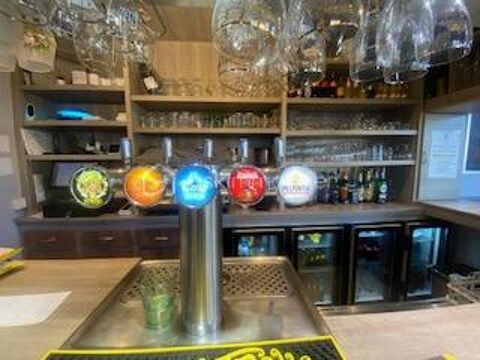 Vente de fonds de commerce Bar Brasserie 93 m2- Emplacement idéal 109000 51000 Chalons en champagne