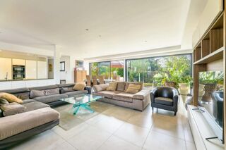  Maison à vendre 6 pièces 194 m²