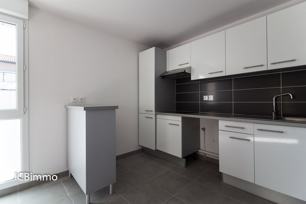 Location Appartement ST EXUPERY T3 RECENT TERRASSE PARKING Toulouse