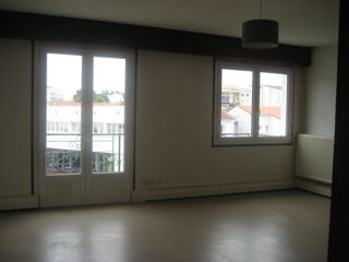  Appartement à louer 3 pièces 57 m²