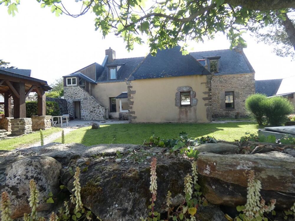 Demeure bretonne de 8 pièce(s) 196 m2