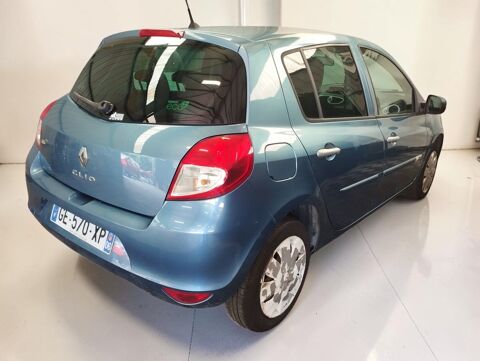 Clio III 1.2 75 YAHOO 5P 2011 occasion 06640 Saint-Jeannet