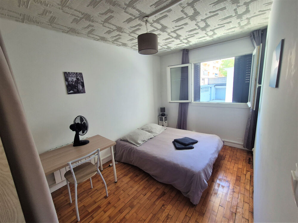 Vente Appartement Achat Appartement T3 Grenoble – 3 Pièces de 48m² Traversant Est-Sud avec Séjour Lumineux, Cuisine moderne équipée et meublée & C Grenoble