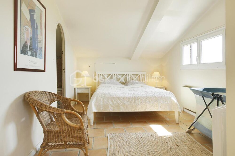 � vendre  Villa Gatti�res (06510)