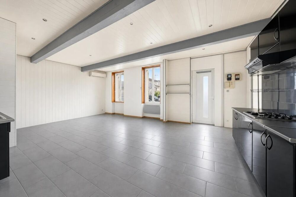 Vente Maison Maison 4 pièces de 120 m² avec jardin, Saint-Androny Saint androny