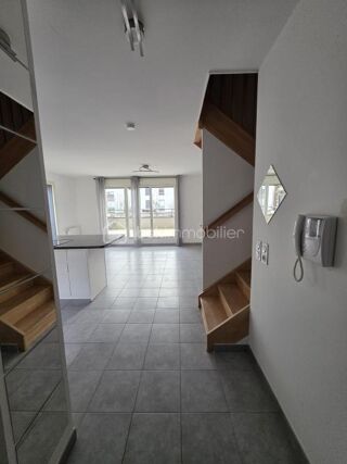  Duplex/triplex � vendre 4 pi�ces 74 m�