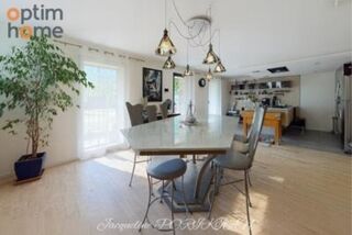  Maison � vendre 5 pi�ces 200 m�