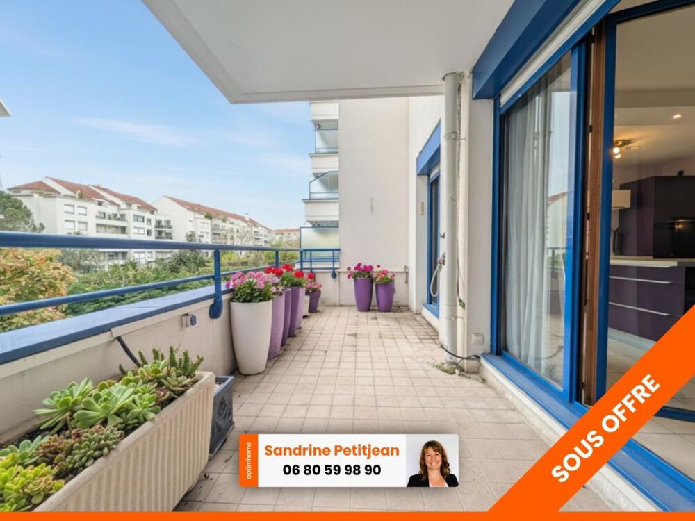 A vendre Appartement - 4 pièces 3 chambres 101 m² VILLEURBANNE Gratte Ciel - Garage en sus
