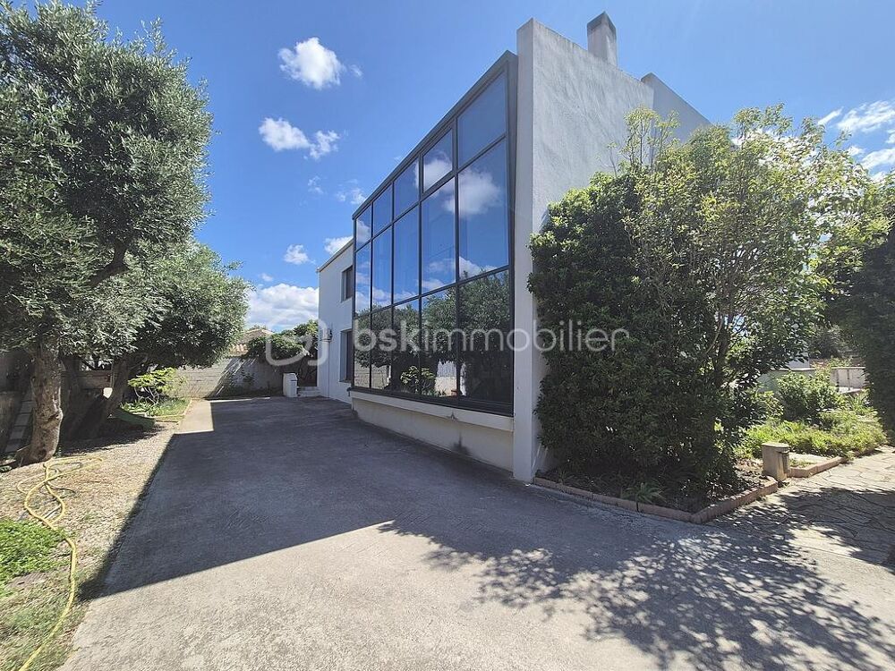 Villa darchitecte  Vue Étang de Thau  310 m² + logement indépendant  Terrain 1 000 m²