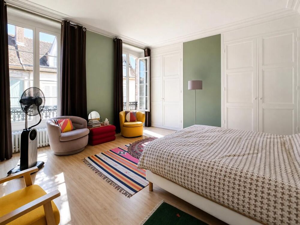 à vendre  Propriété/château Villeneuve-sur-Yonne (89500)