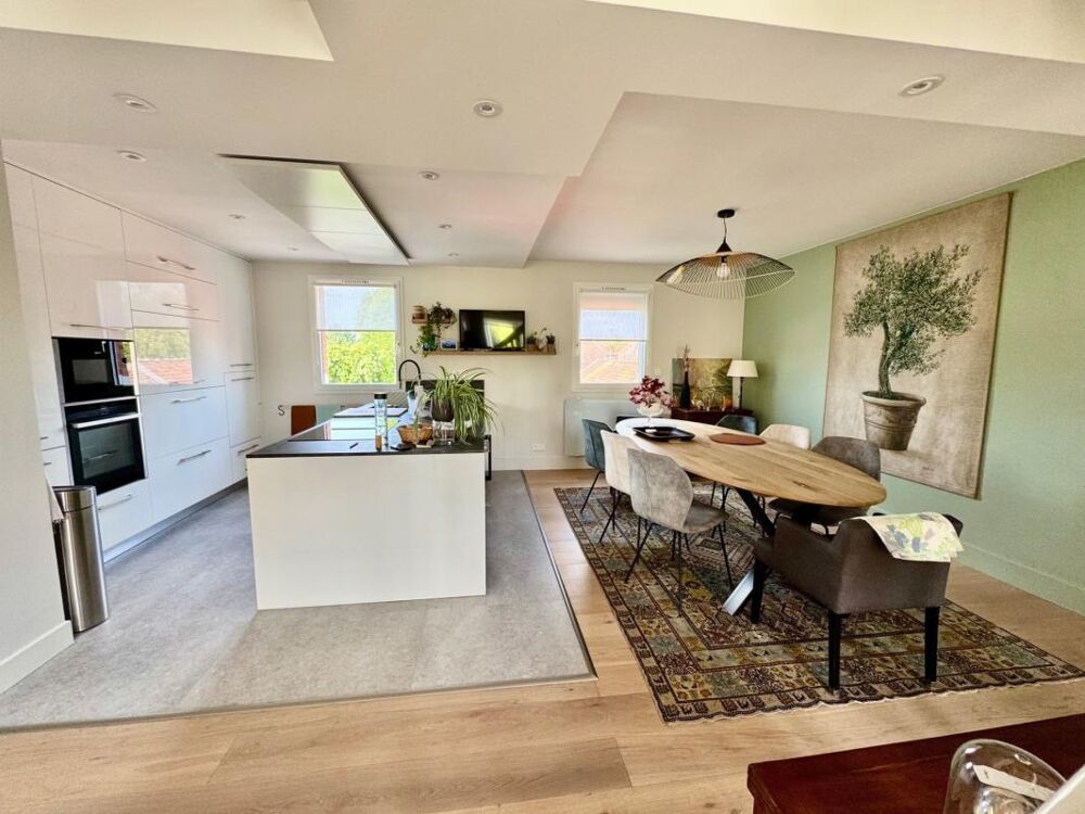 Appartement 4 pièces 134 m² · à Croix · 134 m² · 664 000 €