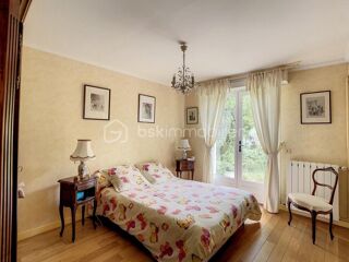  Villa  vendre 6 pices 172 m