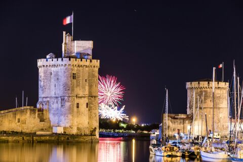   À VENDRE – BAR MUSICAL & RESTAURATION/BRASSERIE – LICENCE IV – VIEUX-PORT DE LA ROCHELLE 