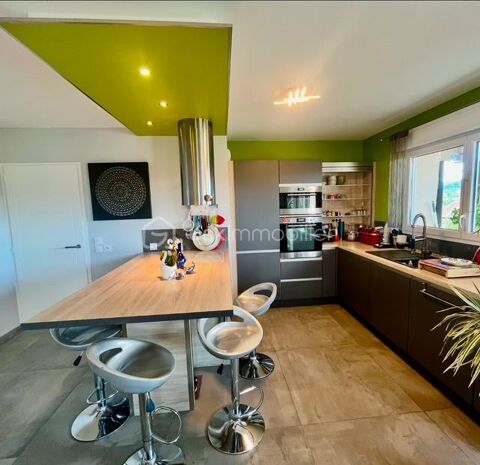   EXCLUSIVITE SUPERBE APPARTEMENT TYPE 4 PIECES  AVEC GARAGE ET PARKING  CHAPEIRY ANNECY Appartement - 4 pi�ce(s) - 79 m�