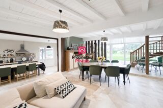  Maison à vendre 8 pièces 273 m²