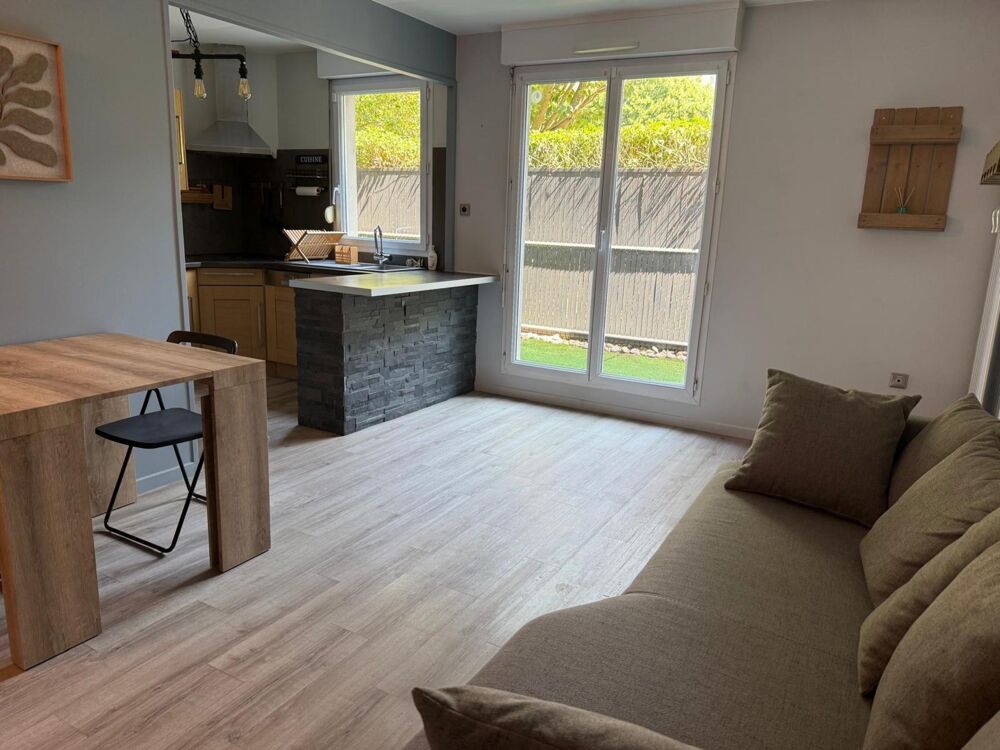 Location Appartement Appartement 3 pièces meublé avec terrasse et parking - ECOUEN (95) Ecouen