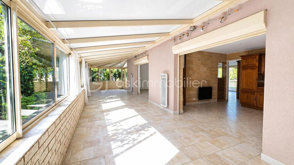 Vente Villa Magnifique maison familiale avec piscine – Calme absolu à 20 km de Paris - 240 m² habitables Perigny
