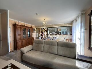  Villa � vendre 7 pi�ces 150 m�