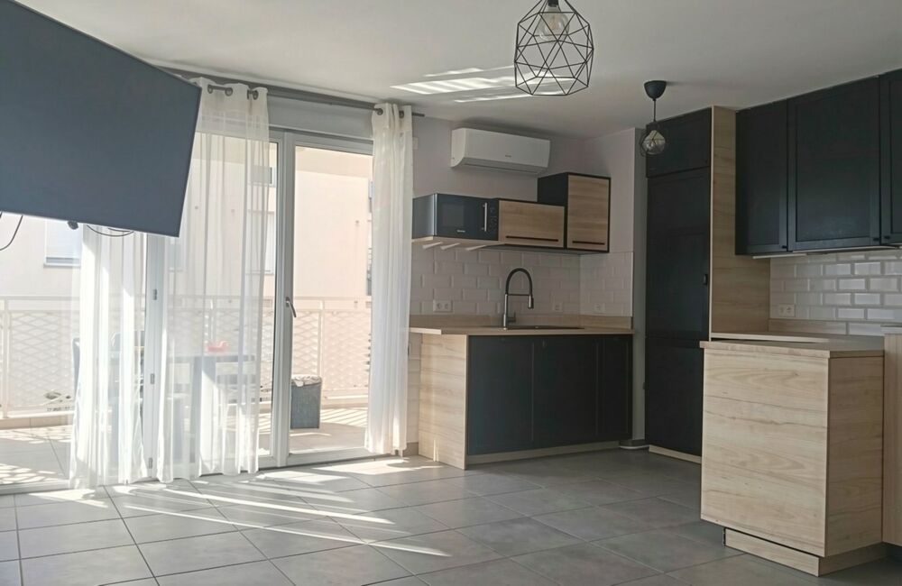 NICE  Vauban  3 PIÈCES AVEC GRANDE TERRASSE ET PARKING