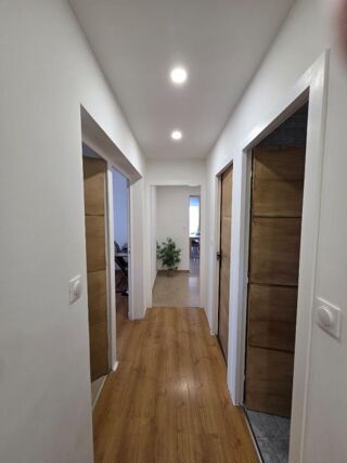  Appartement  vendre 5 pices 131 m