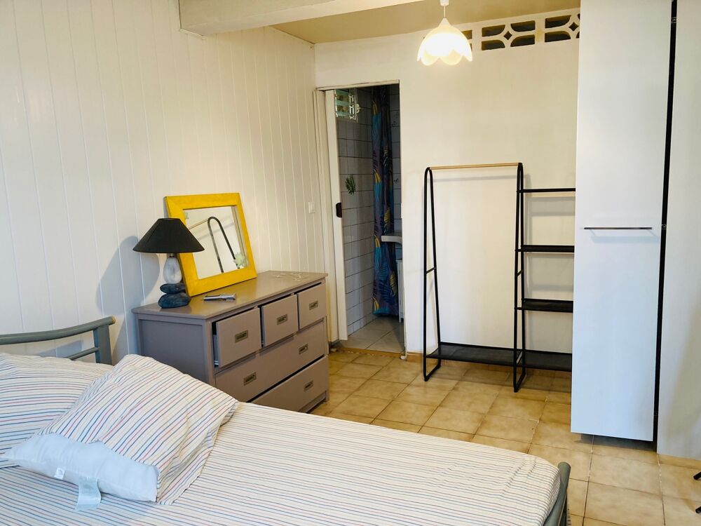 Location Appartement Dpt Martinique (972), à louer MORNE DES ESSES appartement T2 de 33 m² Morne des esses