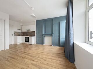  Appartement à louer 1 pièce 28 m²